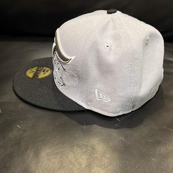 Toronto fitted cap 7 3/8 - Picture 2 of 5